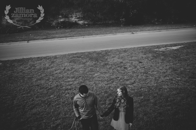 austin-zilker-park-engagement-photo-17