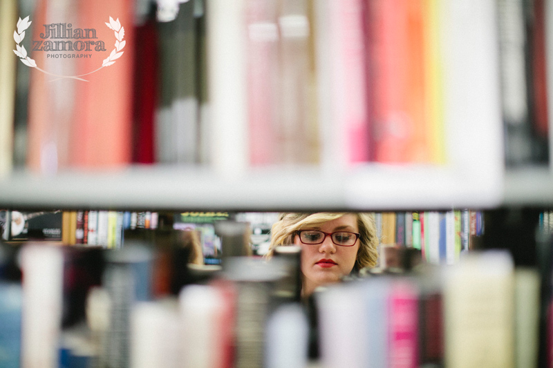 recycled-bookstore-senior-portraits-09