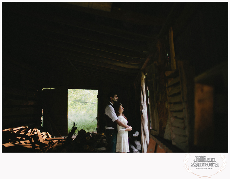 rustic vintage cedar hill state park engagement photography _08