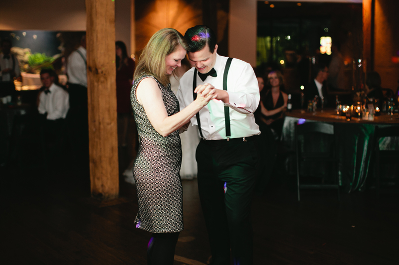 dallas world aquarium wedding _112